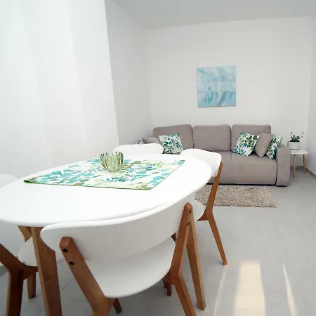 Garden 아파트 풀라